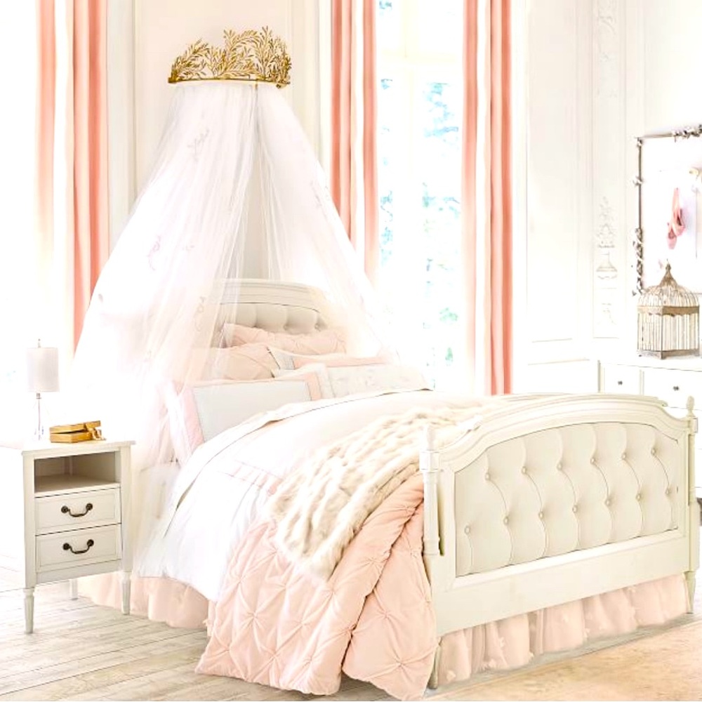 Monique Lhuillier Kids Canopy